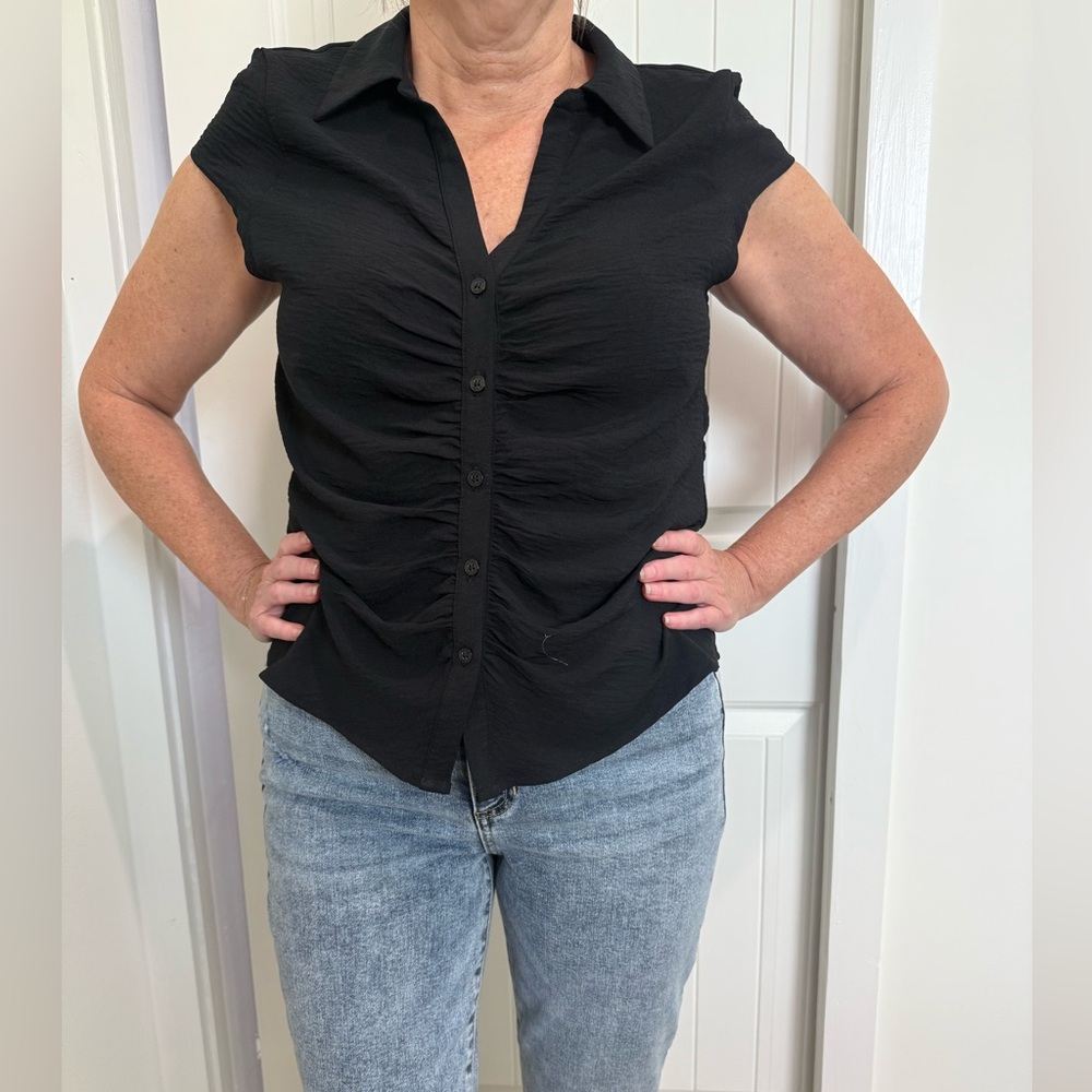 Black Button Up Blouse!! Super Cute and Lightweight!!